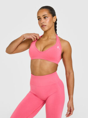 EFFORTLESS SEAMLESS HALTER NECK SPORTS BRA WITH WHITE LOGO
