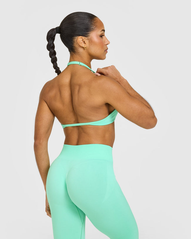 12DAYSONER_ENHANCELIFT_SEAMLESS_MINIMAL_HALTER_NECK_BRALETTE_PEPPERMINTGREEN_251027_PDP_1440x1800_02_650x.jpg