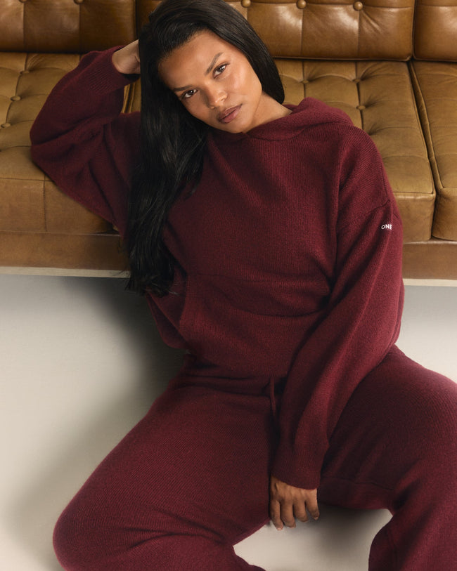 12DAYSONER_KNIT_SLOUCHY_HOODIE_ROSEWOOD_251007_PDP_1440x1800_02_650x.jpg