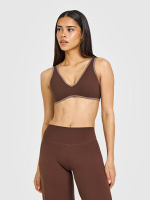 SOFTMOTION CONTRAST SCOOP BACK BRALETTE WITH WHITE LOGO
