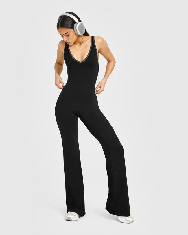 12DAYSONER_SOFTMOTION_CONTRAST_SCOOP_BACK_FLARED_ALL_IN_ONE_BLACK_251007_PDP_1440x1800_03_650x.jpg