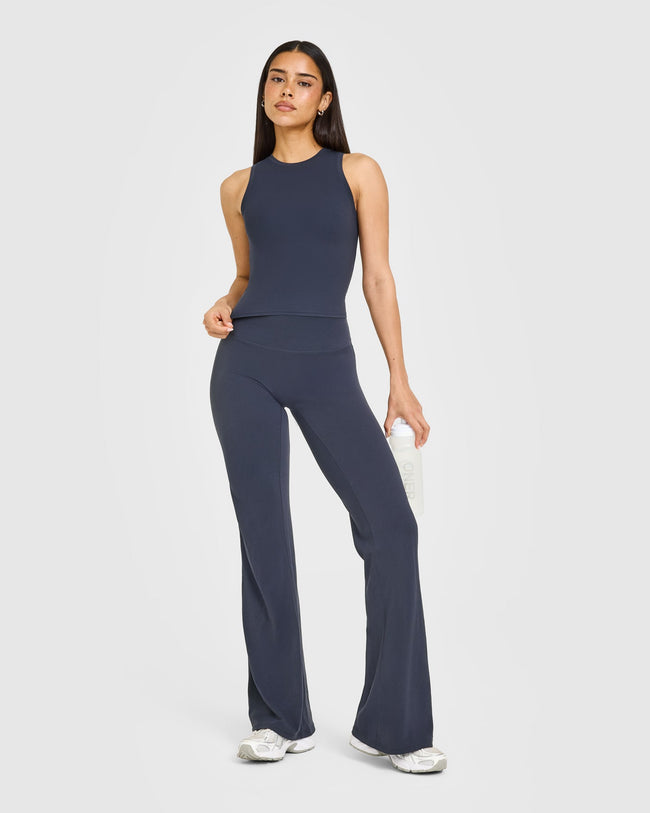 12DAYSONER_SOFTMOTION_HIGH_NECK_MID_VEST_TRUEBLUE_251007_PDP_1440x1800_03_650x.jpg
