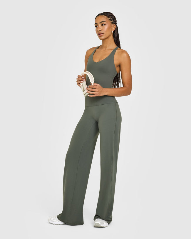 12DAYSONER_SOFTMOTION_RACER_BACK_VEST_BUILT_IN_BRA_SHELF_DARKKHAKI_251105_PDP_1440x1800_03_650x.jpg