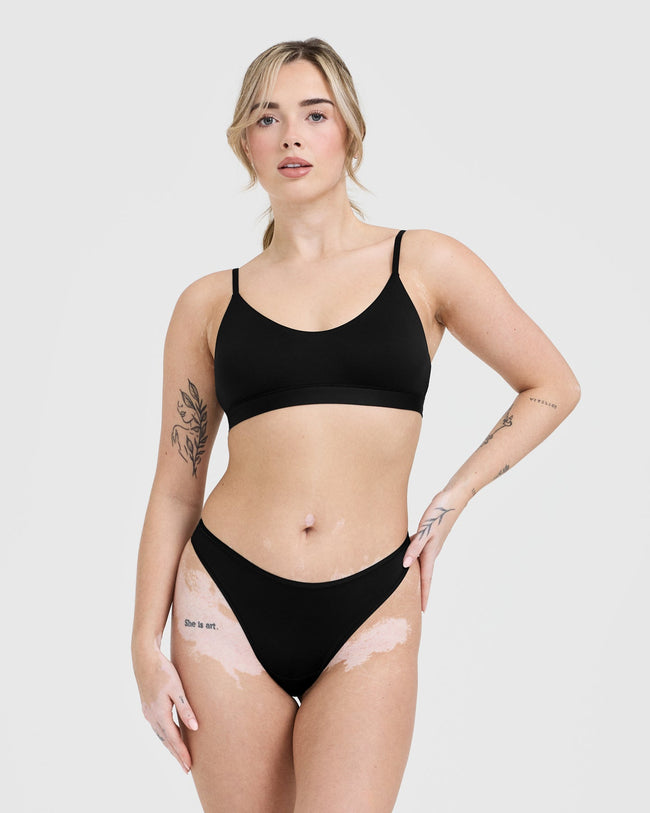 240509_SILHOUETTE_BRALETTE_BLACK_PDP_01_650x.jpg