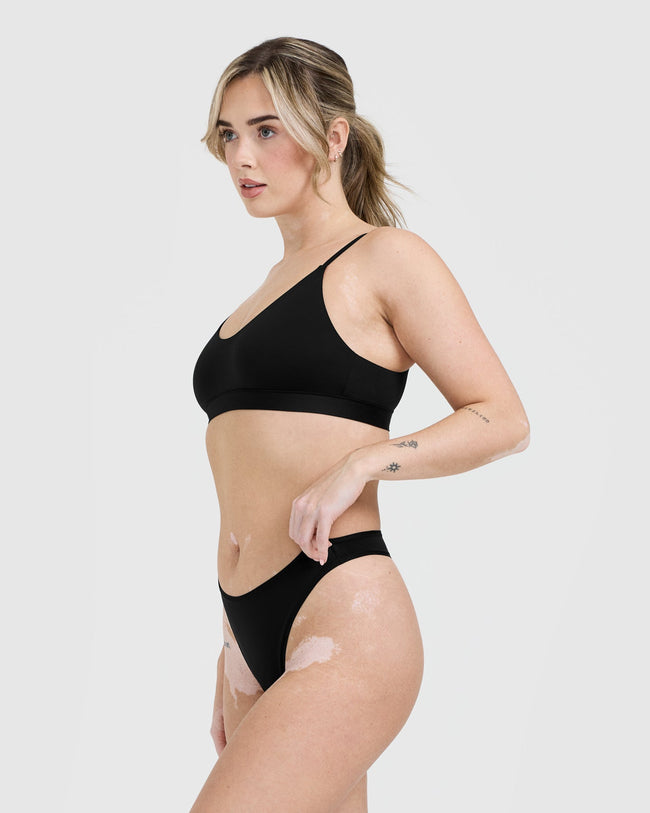 240509_SILHOUETTE_BRALETTE_BLACK_PDP_03_650x.jpg
