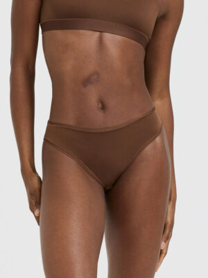 SILHOUETTE BRIEF