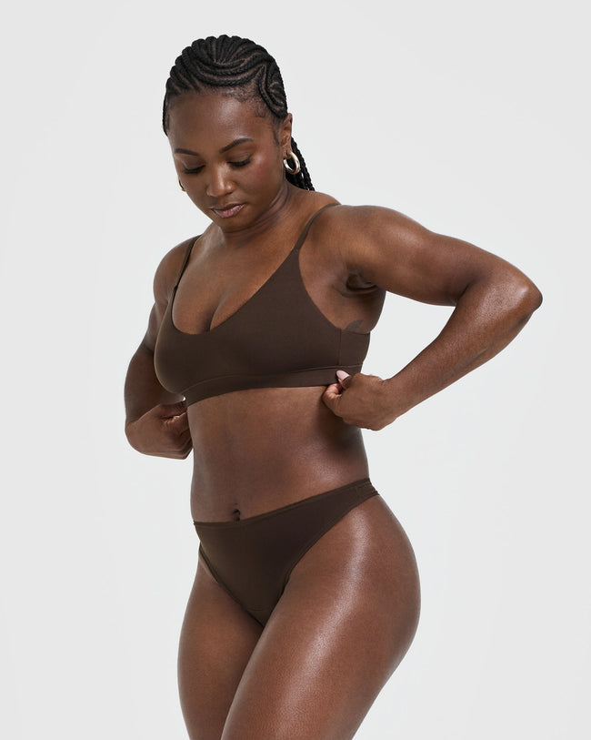 240509_SILHOUETTE_THONG_NUDE5_PDP_03_150e8fc0-2243-4985-95c2-cf0c81e7edd2_650x.jpg