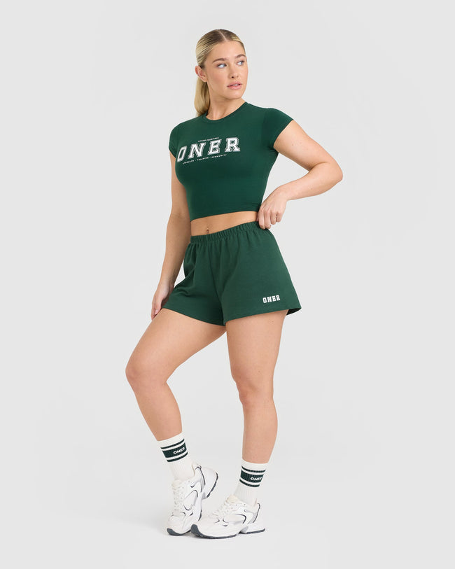 240712_LIFTINGCHAMPIONS_SHORTS_RACINGGREEN_PDP_1440x1800_03_650x.jpg