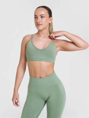 TIMELESS STRAPPY BRALETTE