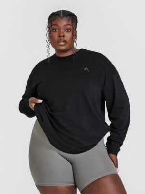 CLASSIC OVERSIZED LIGHTWEIGHT LONG SLEEVE TOP