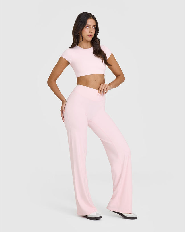 240930_SOFTMOTION_SHORT_SLEEVE_CROP_TOP_BALLETPINK_PDP_1440x1800_03_650x.jpg