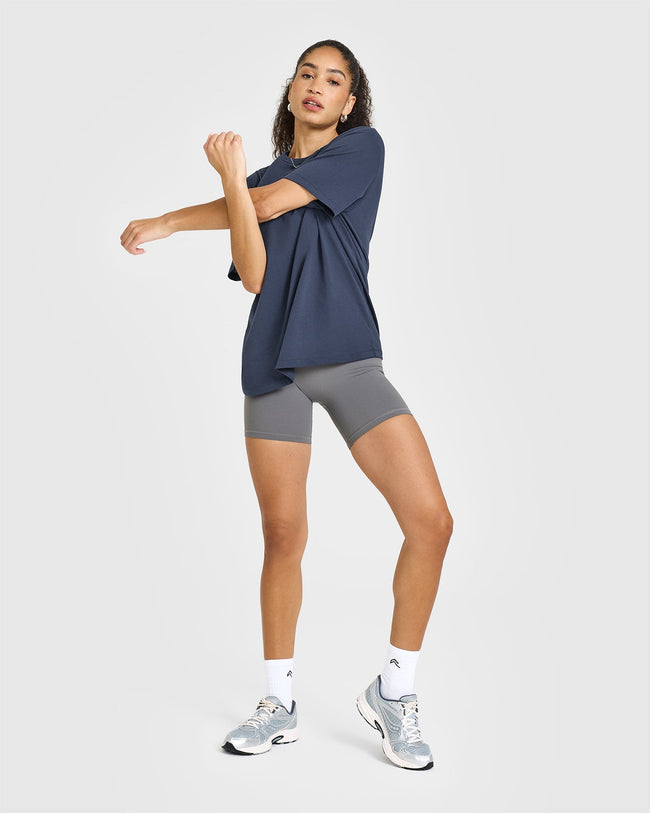 241122_NOOS_CLASSIC_OVERSIZED_LIGHTWEIGHT_T-SHIRT_TRUEBLUE_PDP_1440x1800_03_650x.jpg