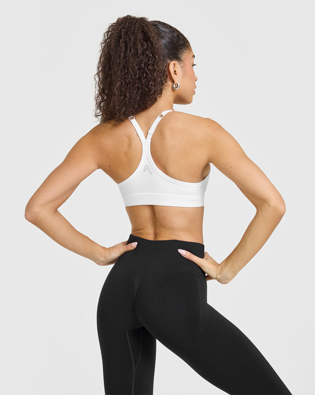 241204_NOOS_EVERYDAY_SPORTS_BRA_WHITE_PDP_1440x1800_02_650x.jpg