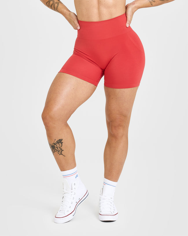 241212_OAXKELLYMATTHEWS_EFFORTLESS_SHORTS_SWEETRED_PDP_1440x1800_01_650x.jpg
