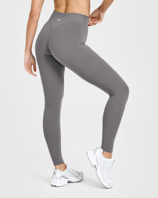 250107_NOOS_SOFTMOTION_LEGGINGS_ASHGREY_PDP_1440x1800_02_650x.jpg