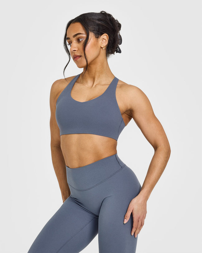 250123_LIFTING_TEAM_SOFTMOTION_SPORTS_BRA_GRANITEBLUE_PDP_1440x1800_01_650x.jpg