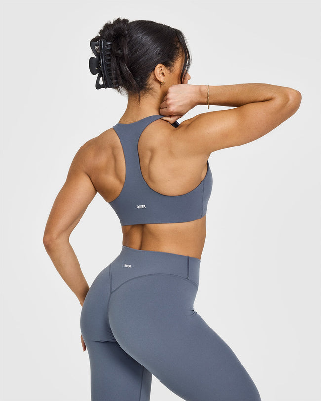 250123_LIFTING_TEAM_SOFTMOTION_SPORTS_BRA_GRANITEBLUE_PDP_1440x1800_02_650x.jpg