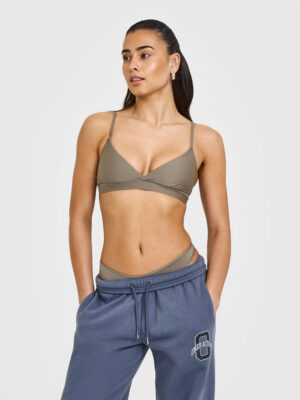 SILHOUETTE CROSSOVER BRALETTE