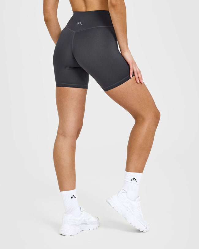 250205_RESHOOT_TIMELESS_HIGH_WAISTED_SHORTS_COAL_PDP_1440x1800_02_650x.jpg