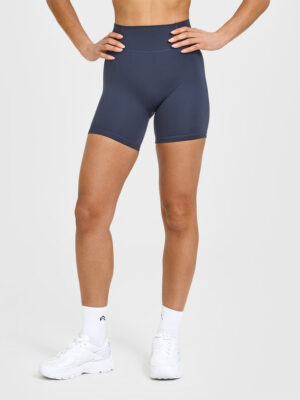 TIMELESS HIGH WAISTED SHORTS 6"