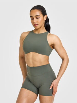 SOFTMOTION HIGH NECK SPORTS BRA WITH WHITE LOGO