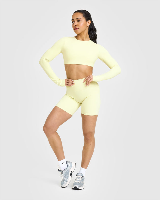250226_LIFTING_TEAM_SOFTMOTION_LONG_SLEEVE_CROP_TOP_PASTELYELLOW_PDP_1440x1800_03_650x.jpg