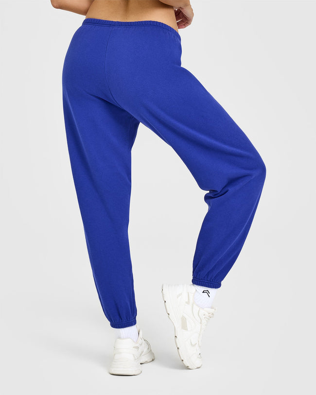 250306_STRONGISASTATEMENT_MID-WEIGHT_JOGGER_PRINTED_LOGO_SPACEBLUE_PDP_1440x1800_02_650x.jpg