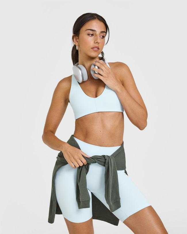 250307_BEYOND_MOVEMENT_UNIFIED_MICRO_BRALETTE_CLOUDBLUE_PDP_1440x1800_06_650x.jpg