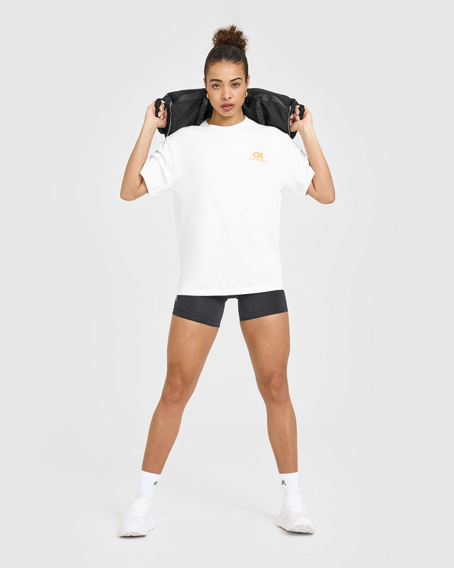 250409_HYBRID_CLASSIC_LIGHTWEIGHT_T-SHIRT_PRINTED_GRAPHIC_WHITE_PDP_1440x1800_03_650x.jpg