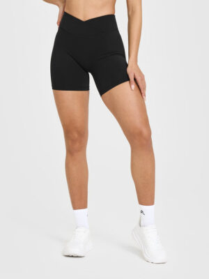 UNIFIED WRAP SHORTS WHITE LOGO 6"