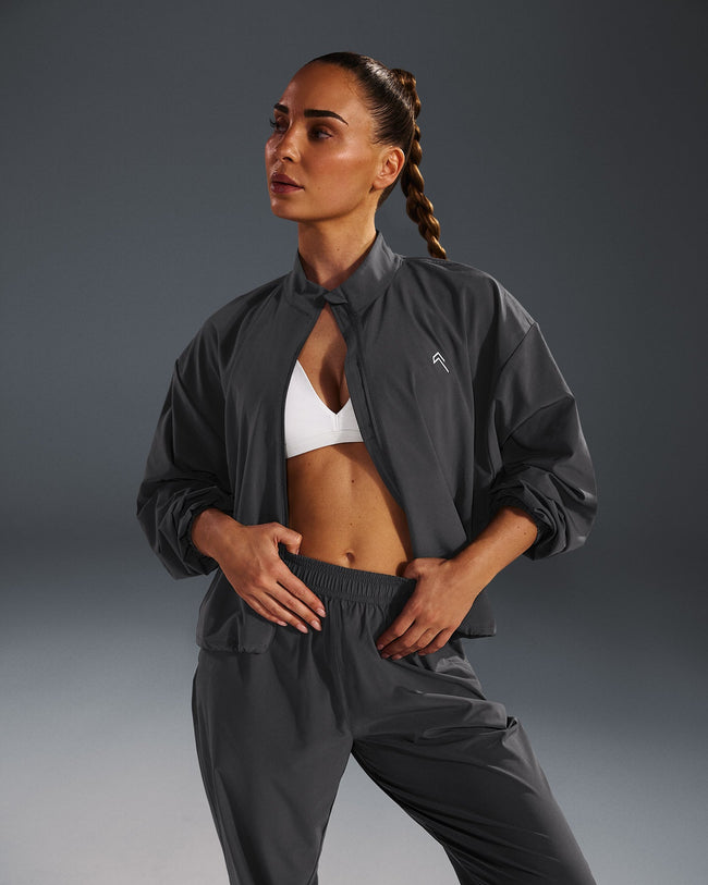 250410_HYBRID_AIRMOVE_JACKET_COAL_PDP_1440x1800_04_650x.jpg