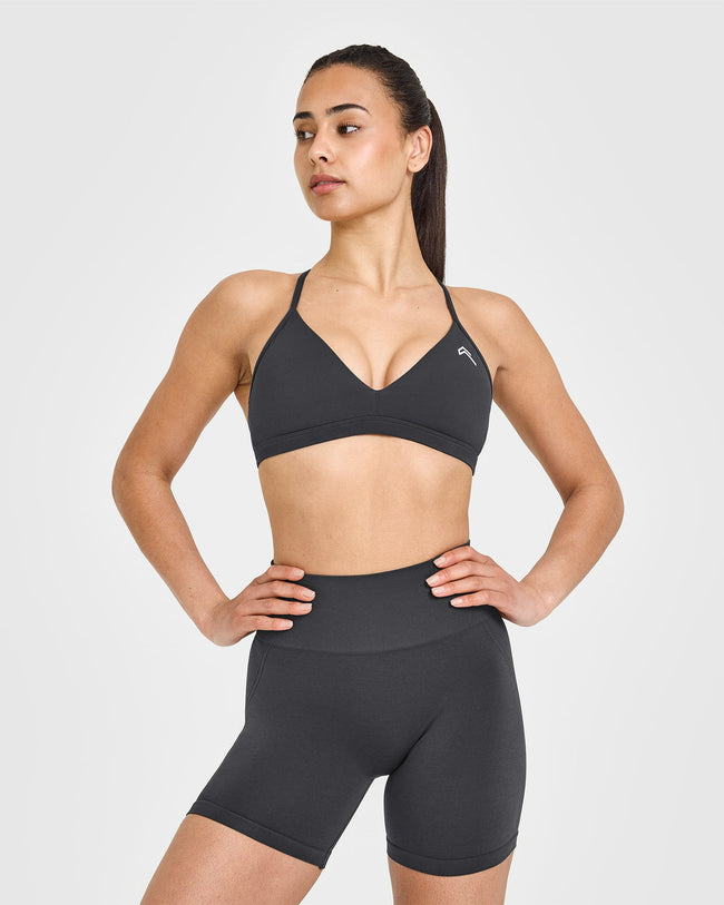 250410_HYBRID_EASYLIFT_ULTRA_MINIMAL_V-NECK_BRALETTE_COAL_PDP_1440x1800_01_650x.jpg