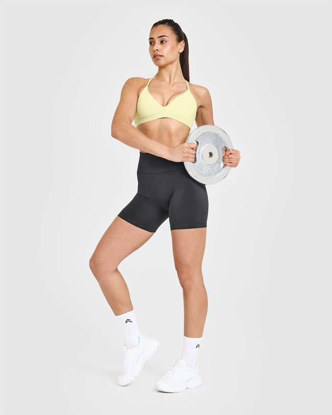 250410_HYBRID_EASYLIFT_ULTRA_MINIMAL_V-NECK_BRALETTE_PASTELYELLOW_PDP_1440x1800_03_650x.jpg