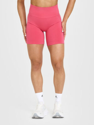 EFFORTLESS SEAMLESS SHORTS WITH WHITE LOGO