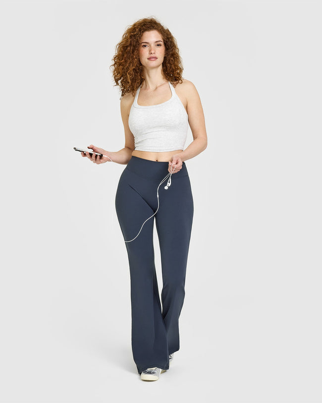 250514_PAUSE_RECHARGE_MELLOW_RIB_MID_HALTER_NECK_VEST_BUILT_IN_BRA_SHELF_LIGHTGREYMARL_PDP_1440x1800_03_650x.jpg