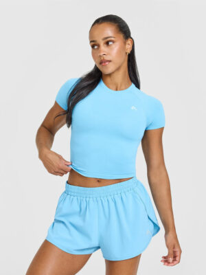 GO TO SEAMLESS FITTED MID TOP