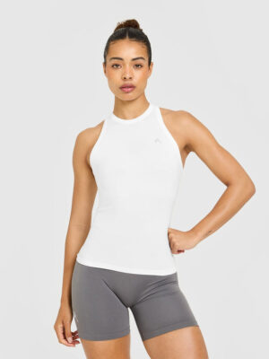 GO TO SEAMLESS FITTED TANK TOP