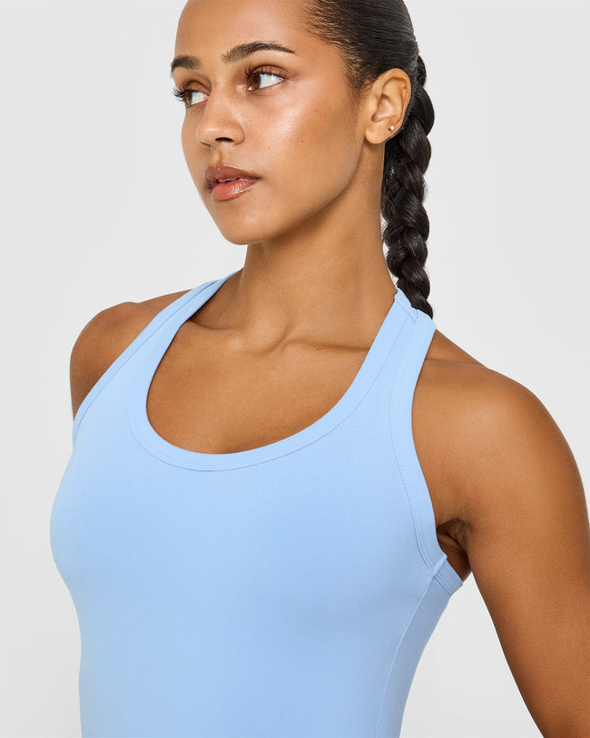 BAU_BRIGHTS_COTTON_FITTED_MID_VEST_POWDEREDBLUE_250820_PDP_1440x1800_05_5ee768a5-7696-415b-ba89-a0391c33107d_650x.jpg