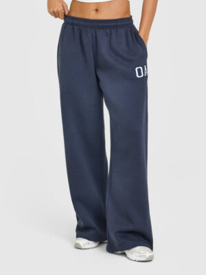 FOUNDATIONS OVERSIZED ONER GIRLFRIEND STRAIGHT LEG JOGGERS