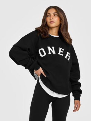 FOUNDATIONS OVERSIZED ONER GIRLFRIEND SWEATSHIRT