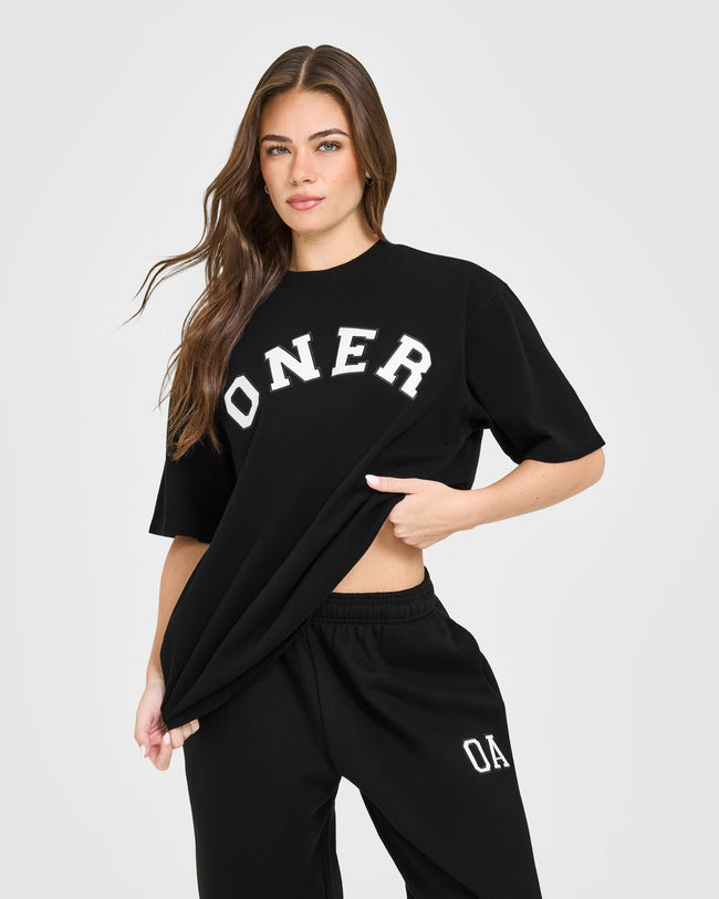 BAU_GRAPHIC_INJECT_OVERSIZED_ONER_GIRLFRIEND_WASHED_T-SHIRT_BLACK_250930_PDP_1440x1800_01_c84781cf-f282-459e-b73f-77acdf15fbb1_650x.jpg