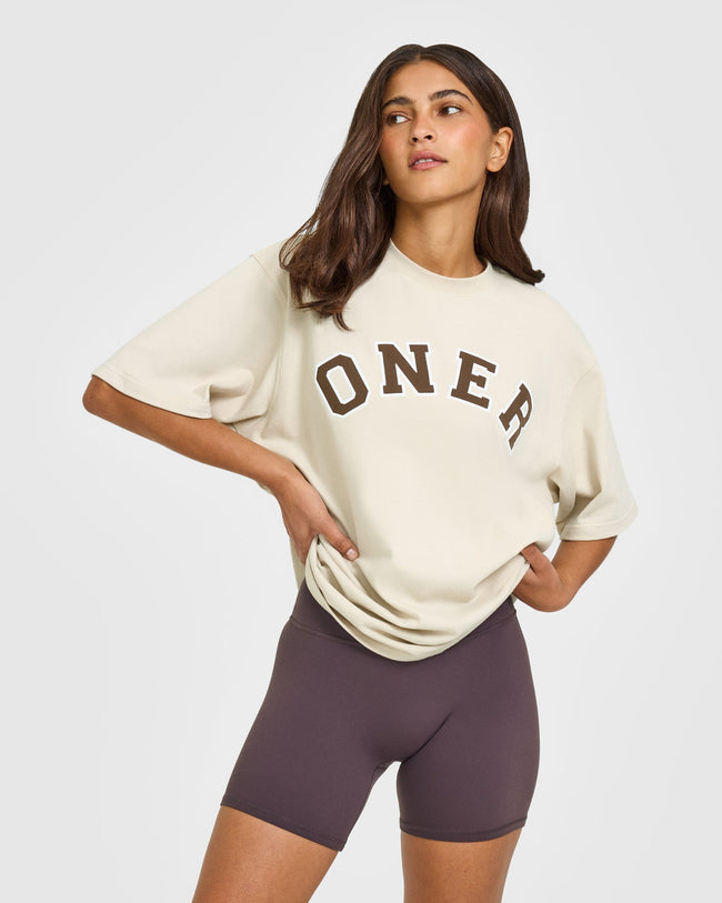 BAU_GRAPHIC_INJECT_OVERSIZED_ONER_GIRLFRIEND_WASHED_T-SHIRT_SAND_250922_PDP_1440x1800_01_650x.jpg