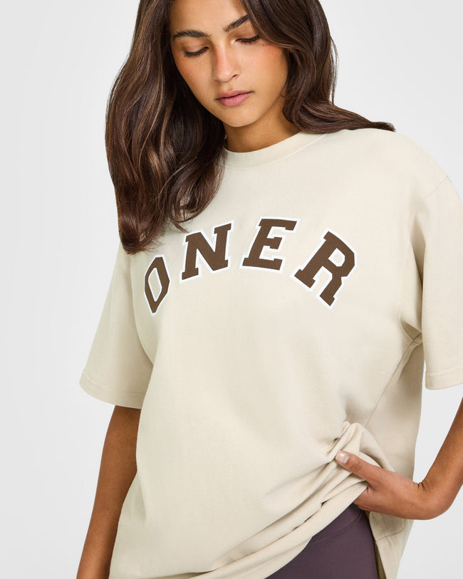 BAU_GRAPHIC_INJECT_OVERSIZED_ONER_GIRLFRIEND_WASHED_T-SHIRT_SAND_250922_PDP_1440x1800_05_650x.jpg