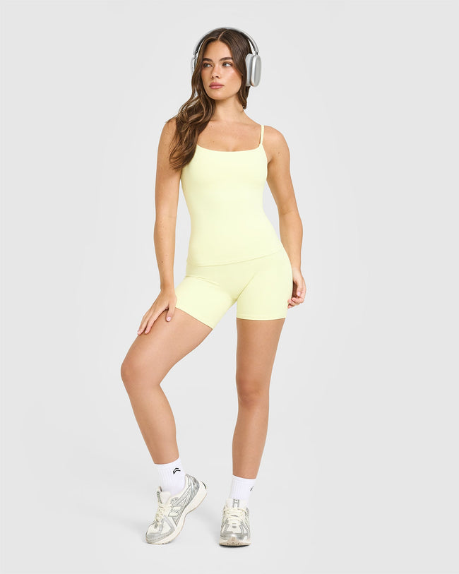 BAU_SOFTMOTION_STRAPPY_VEST_BUILT_IN_BRA_SHELF_PASTELYELLOW_250805_PDP_1440x1800_03_650x.jpg