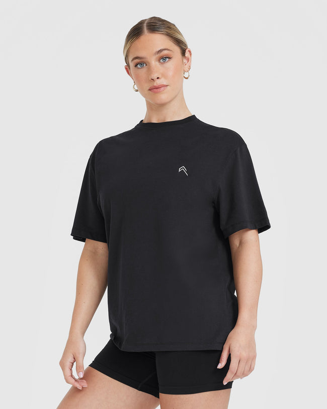 CLASSIC_OVERSIZED_LIGHTWEIGHT_T-SHIRT_BLACK_03_650x.jpg