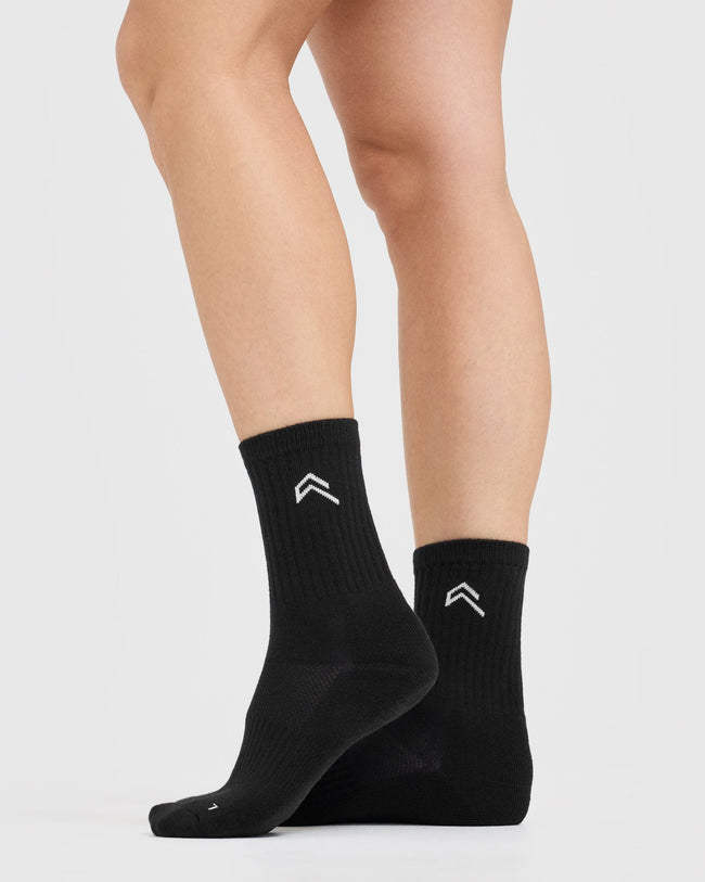 CREW_SOCKS_BLACK_03_650x.jpg