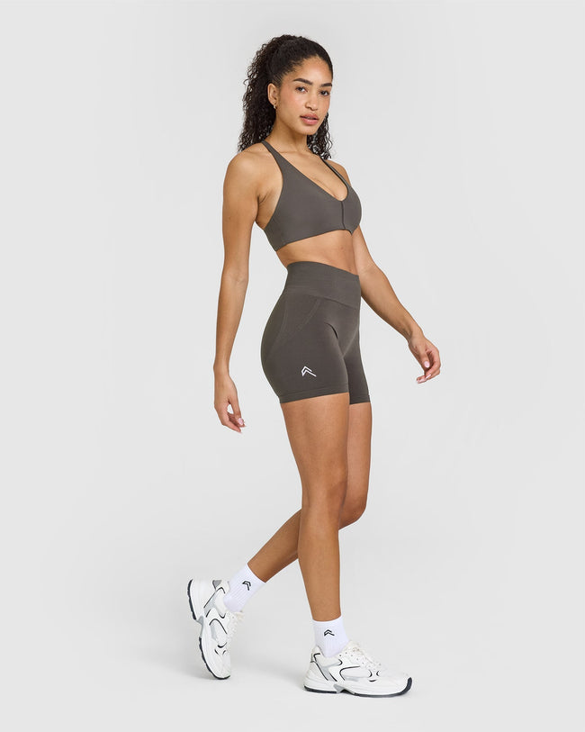 EFFORTLESS_SHORTS_DEEP_TAUPE_03_650x.jpg