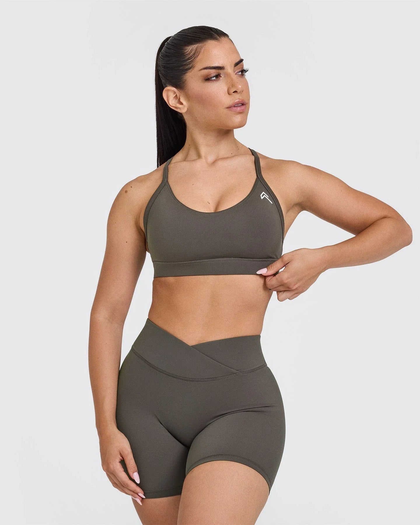 Everyday_Sports_Bra_DeepTaupe_01.jpg