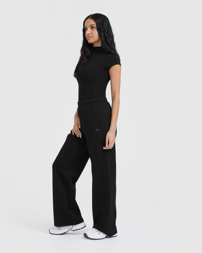 FOUNDATIONS_STRAIGHT_LEG_JOGGER_BLACK_03_650x.jpg