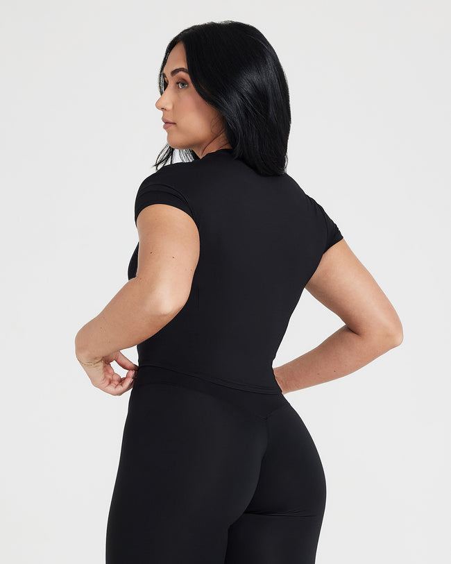 MELLOW_SOFT_MID_SHORT_SLEEVE_T-SHIRT_BLACK_02_650x.jpg